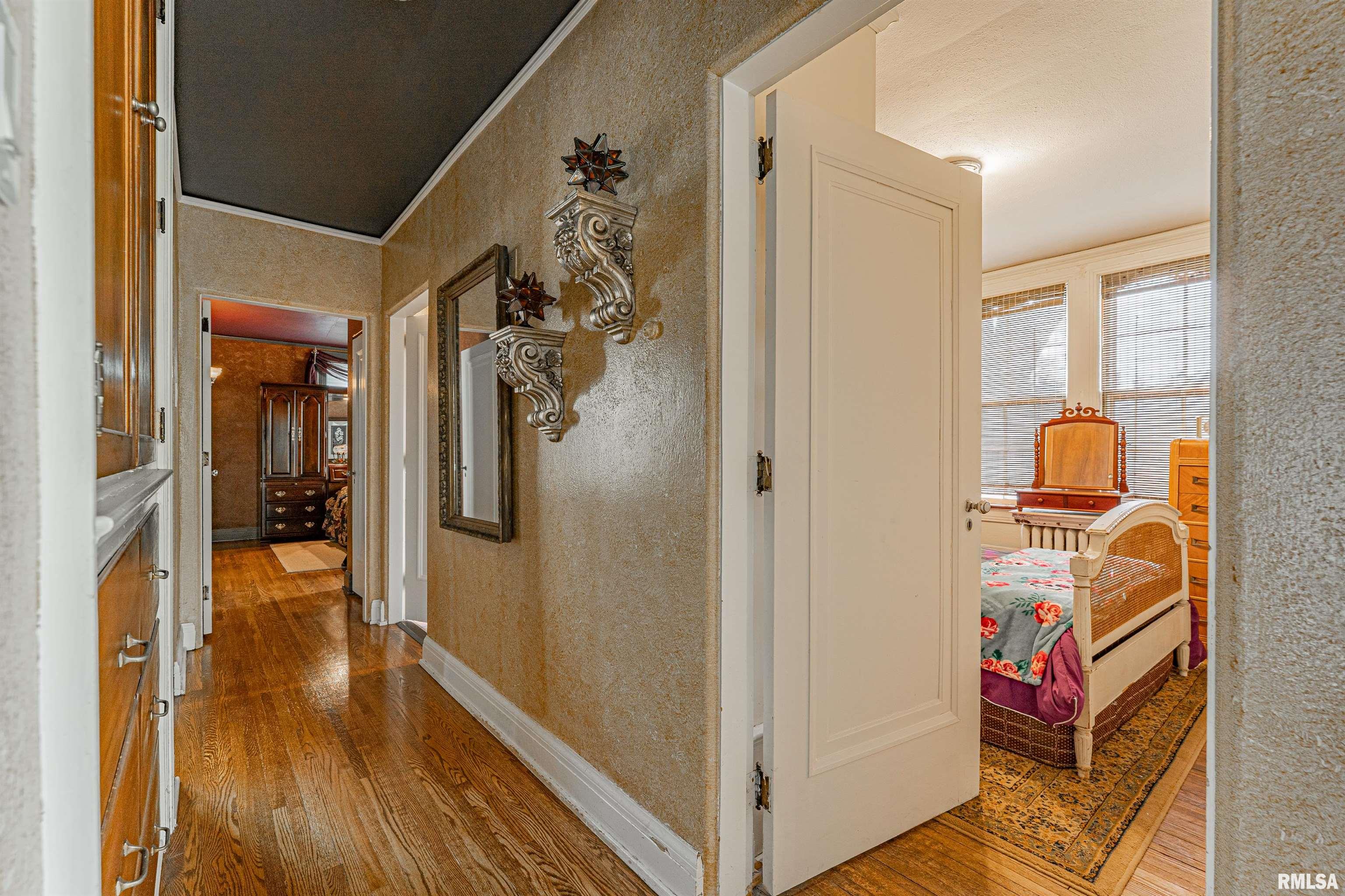 417 North Union Street Lincoln, IL 62656 - Photo 25 of 58