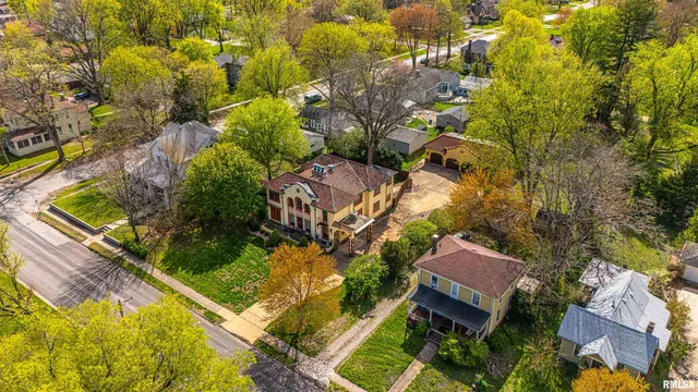 $398,000 | 417 North Union Street, Lincoln, IL 62656