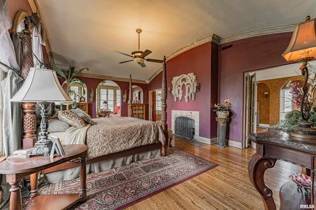 $398,000 | 417 North Union Street, Lincoln, IL 62656