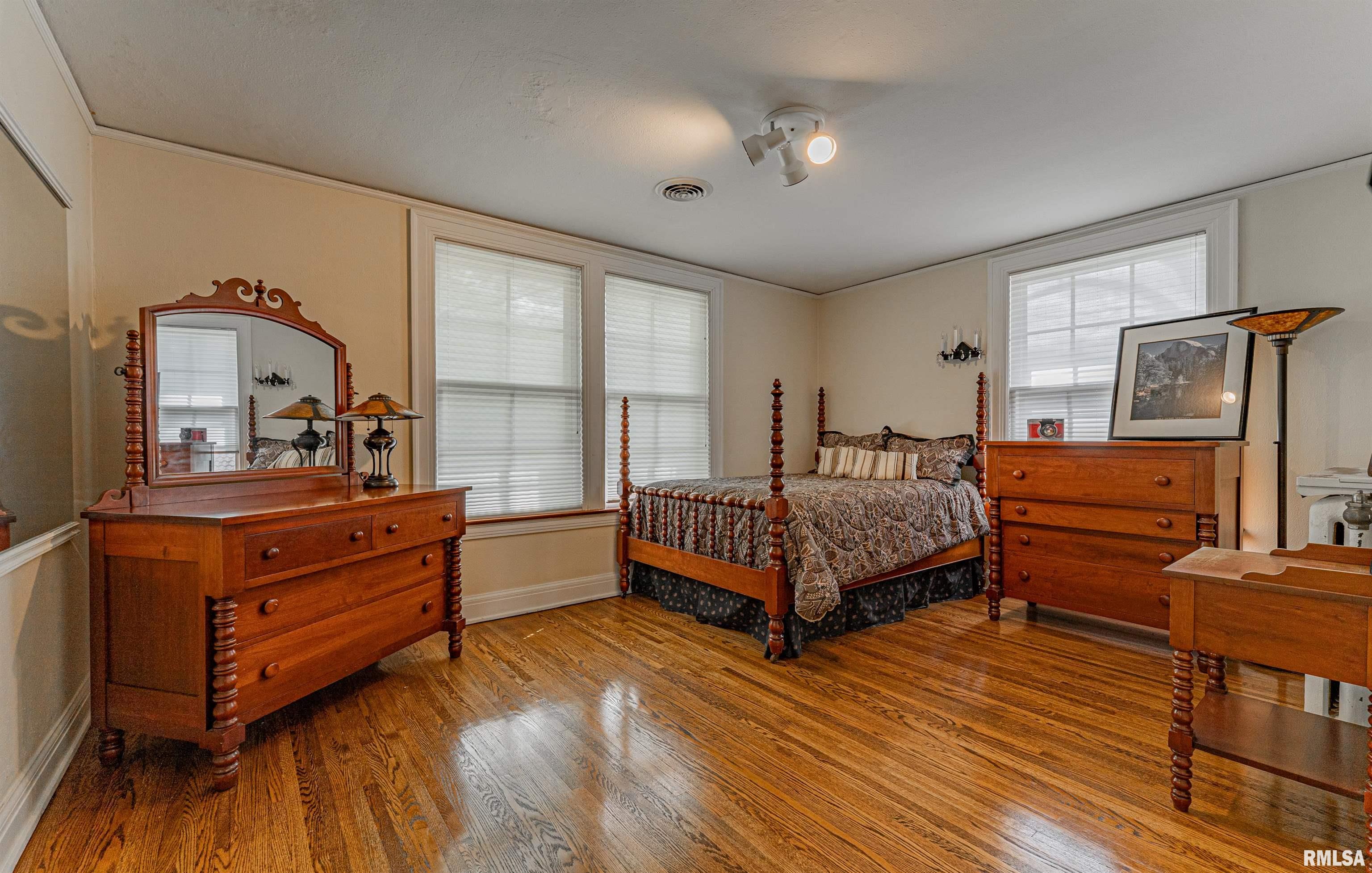 417 North Union Street Lincoln, IL 62656 - Photo 48 of 58