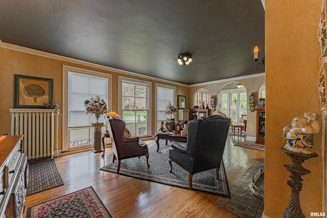 $398,000 | 417 North Union Street, Lincoln, IL 62656