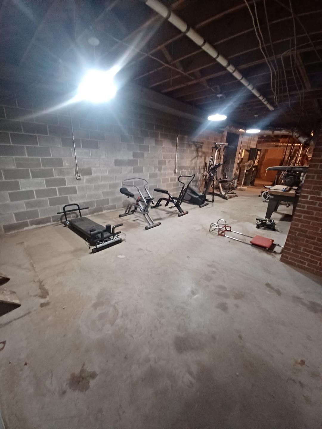 1071 Simms Heights Road Kingston Springs, TN 37082 - Photo 22 of 31 a view of a room with gym equipment