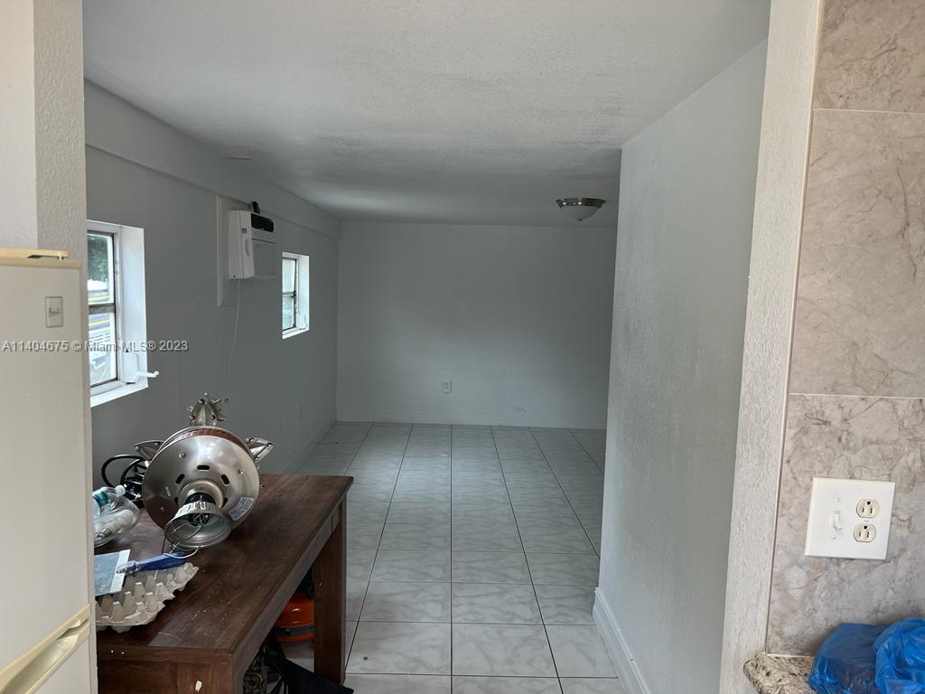 1329 Sunrise Road West Palm Beach, FL 33406 - Photo 20 of 28 a view of a livingroom with furniture