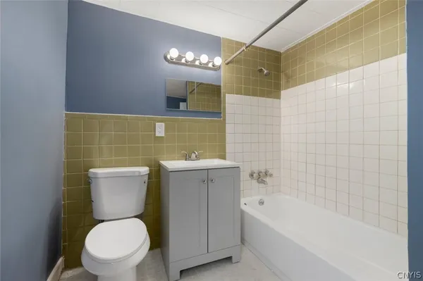 $289,900 | 1609 North Salina Street, Syracuse, NY 13208