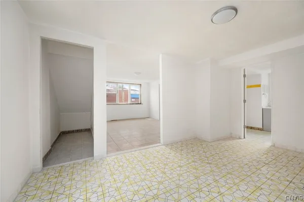 $289,900 | 1609 North Salina Street, Syracuse, NY 13208