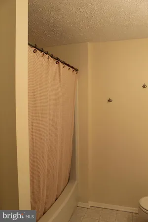 $3,400 | 6821 Montivideo Square Court, Falls Church, VA 22043