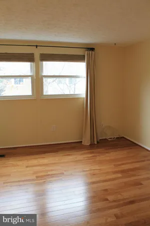 $3,400 | 6821 Montivideo Square Court, Falls Church, VA 22043