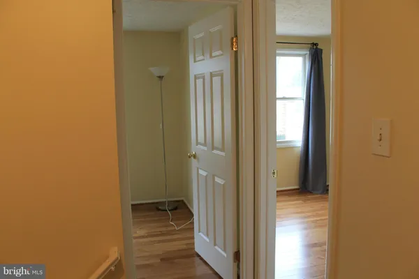 $3,400 | 6821 Montivideo Square Court, Falls Church, VA 22043