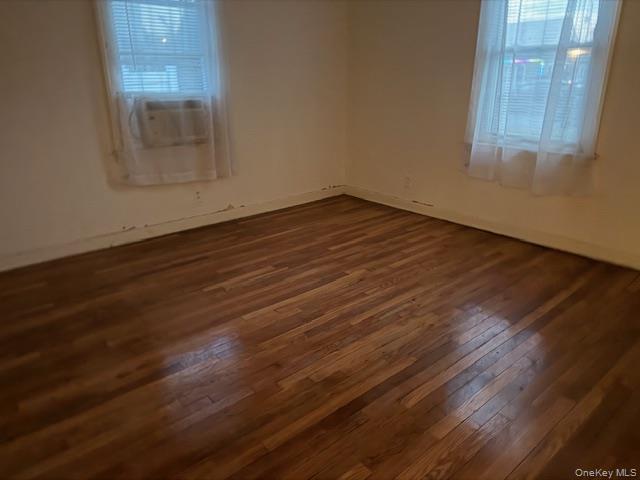 5 Totten Street Bethpage, NY 11714 - Photo 4 of 10