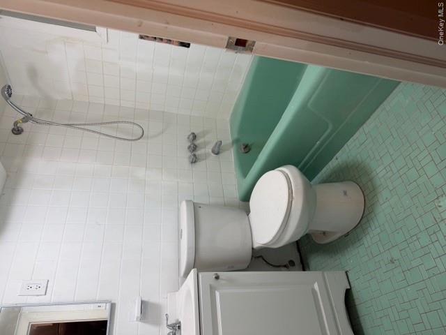 5 Totten Street Bethpage, NY 11714 - Photo 9 of 10