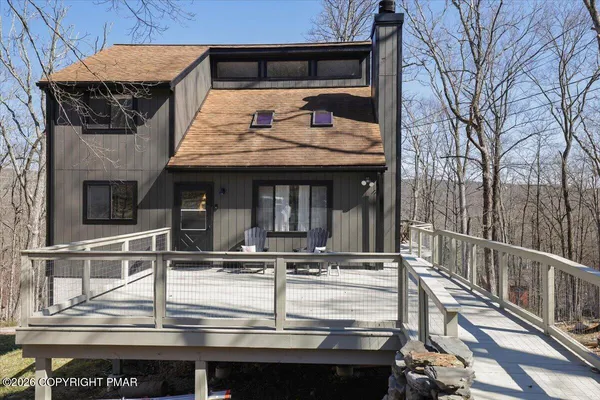 $265,000 | 109 Essex Court, Bushkill, PA 18324