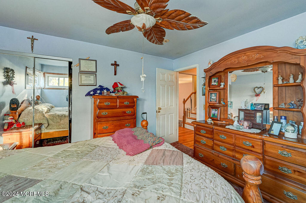 208 Middle Road Hazlet, NJ 07730 - Photo 15 of 31 208_middle_road_016
