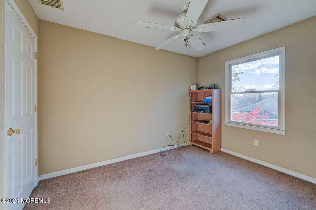 208 Middle Road Hazlet, NJ 07730 - Photo 25 of 31 208_middle_road_029