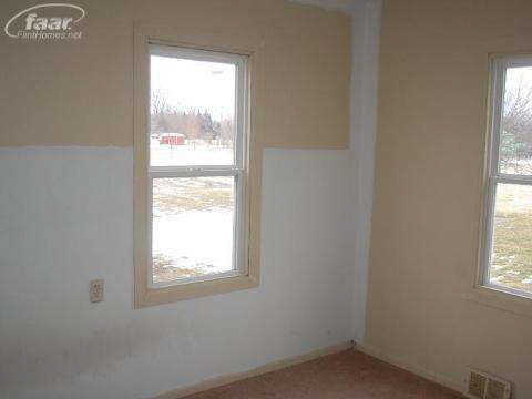 3344 North Belsay Road Flint, MI 48506 - Photo 26 of 28 20352583-25.JPG