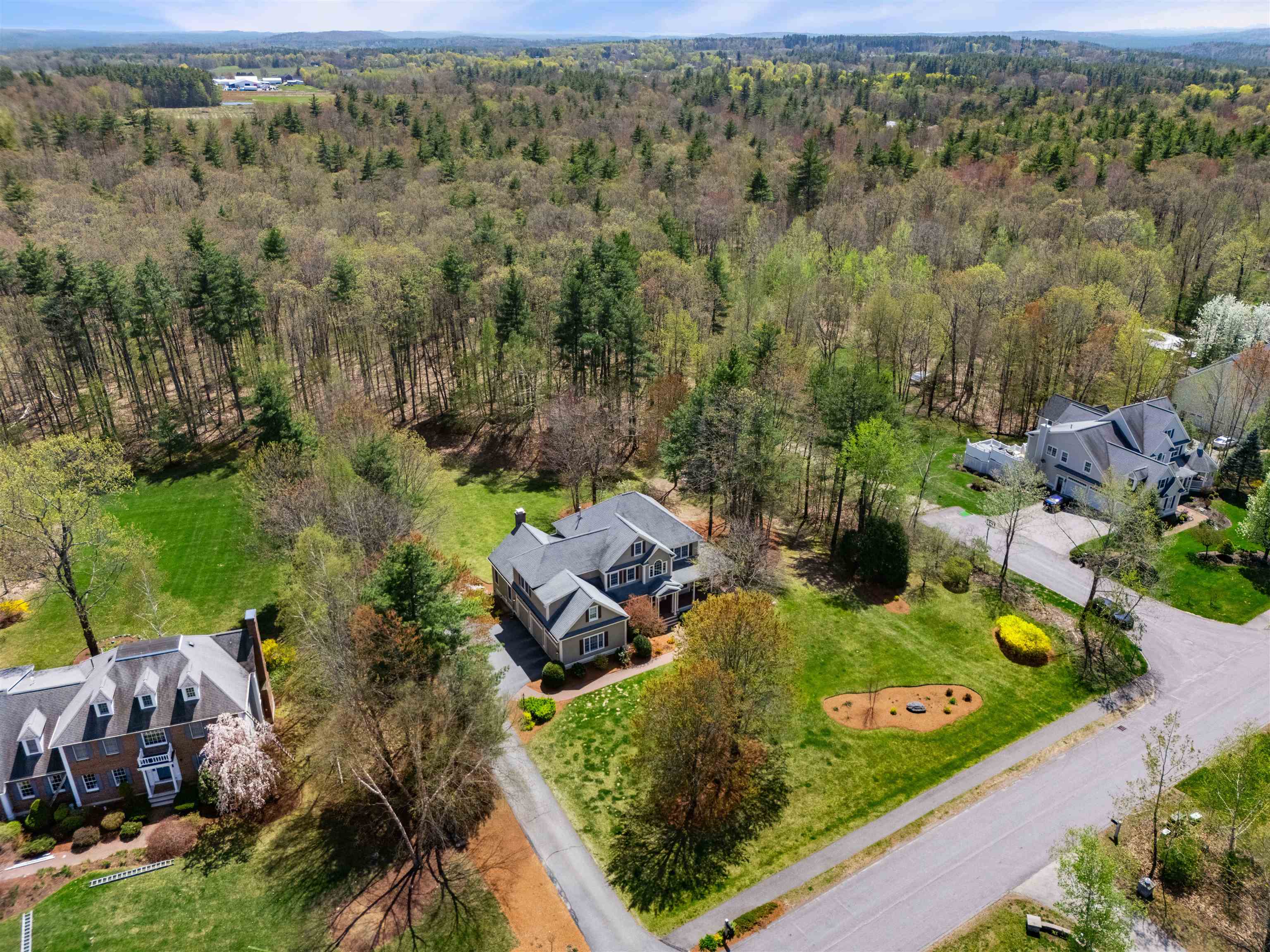 45 Long Hill Road Hollis, NH 03049 - Photo 3 of 40