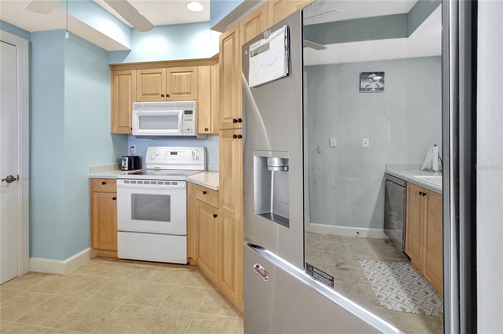 3191 Matecumbe Key Road, Unit 607 Punta Gorda, FL 33955 - Photo 3 of 32