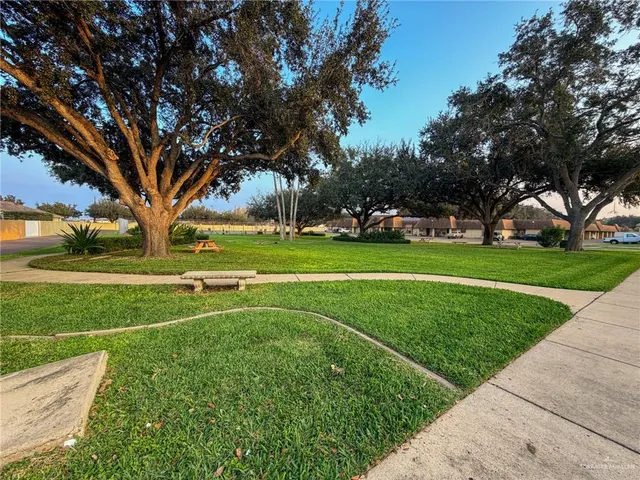 $2,300 | 516 East Uphall Avenue, McAllen, TX 78503