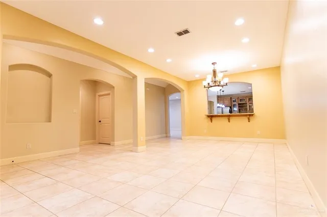 $2,300 | 516 East Uphall Avenue, McAllen, TX 78503
