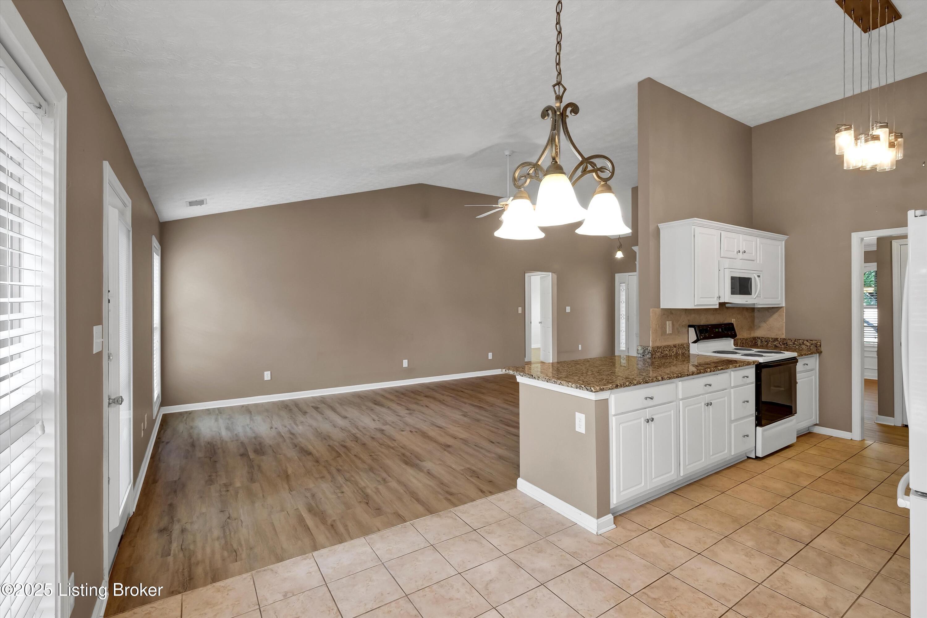 8405 Adams Run Road Louisville, KY 40228 - Photo 13 of 33 13-8405 Adams Run Rd