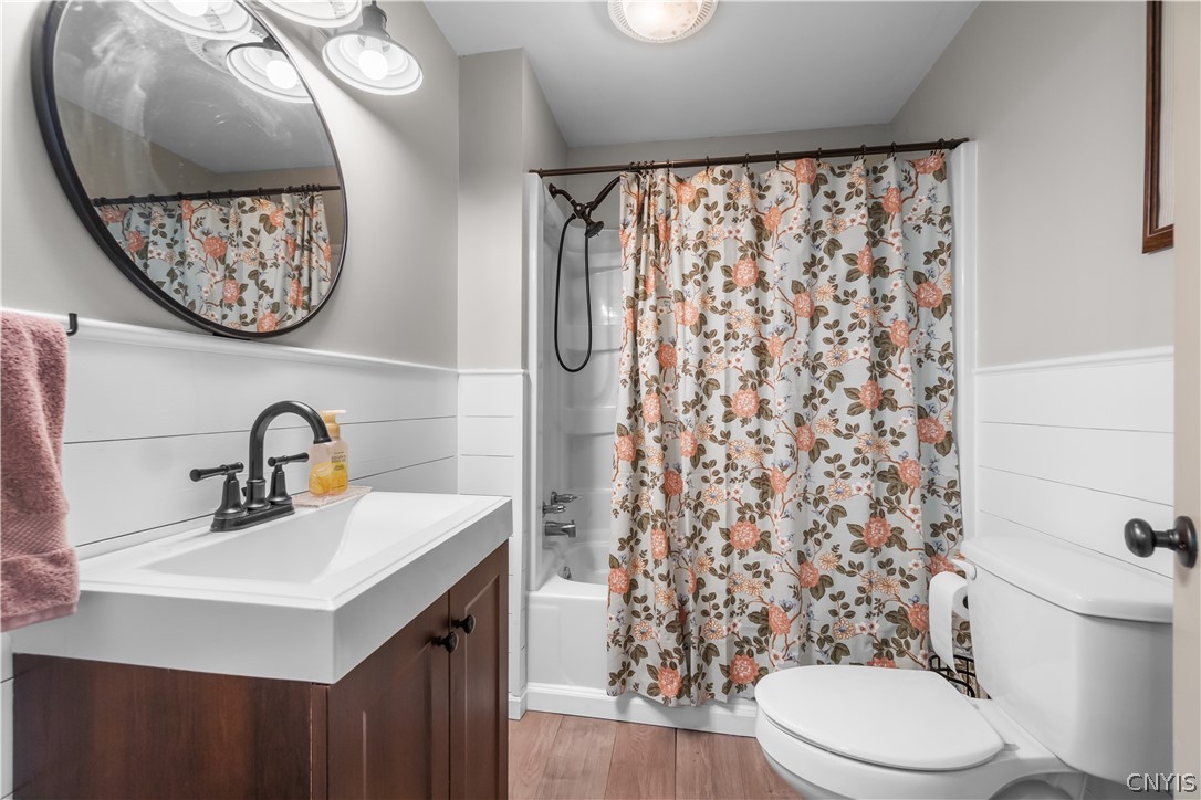6177 Rock Cut Road De Witt, NY 13078 - Photo 3 of 36 Full bathroom