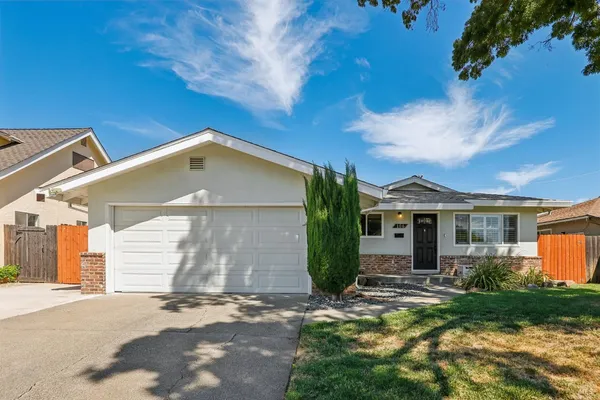 $555,000 | 106 Anita Court, Vacaville, CA 95688