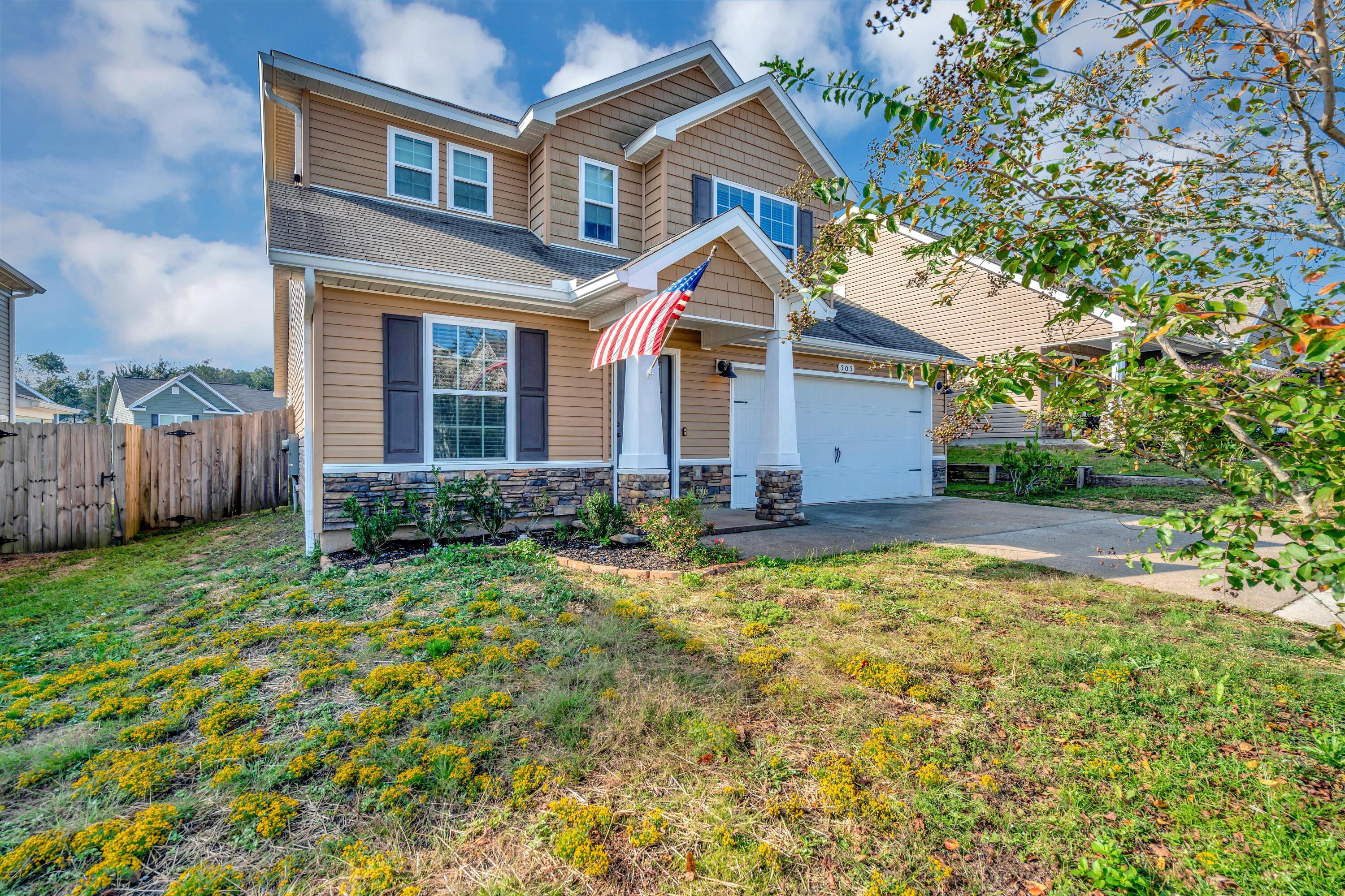505 Eisenhower Drive Crestview, FL 32539 - Photo 3 of 39 front view of house with a yard