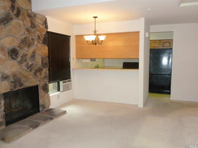 32 Redwood Court Santa Rosa, CA 95409 - Photo 1 of 1 Gallery Image 1