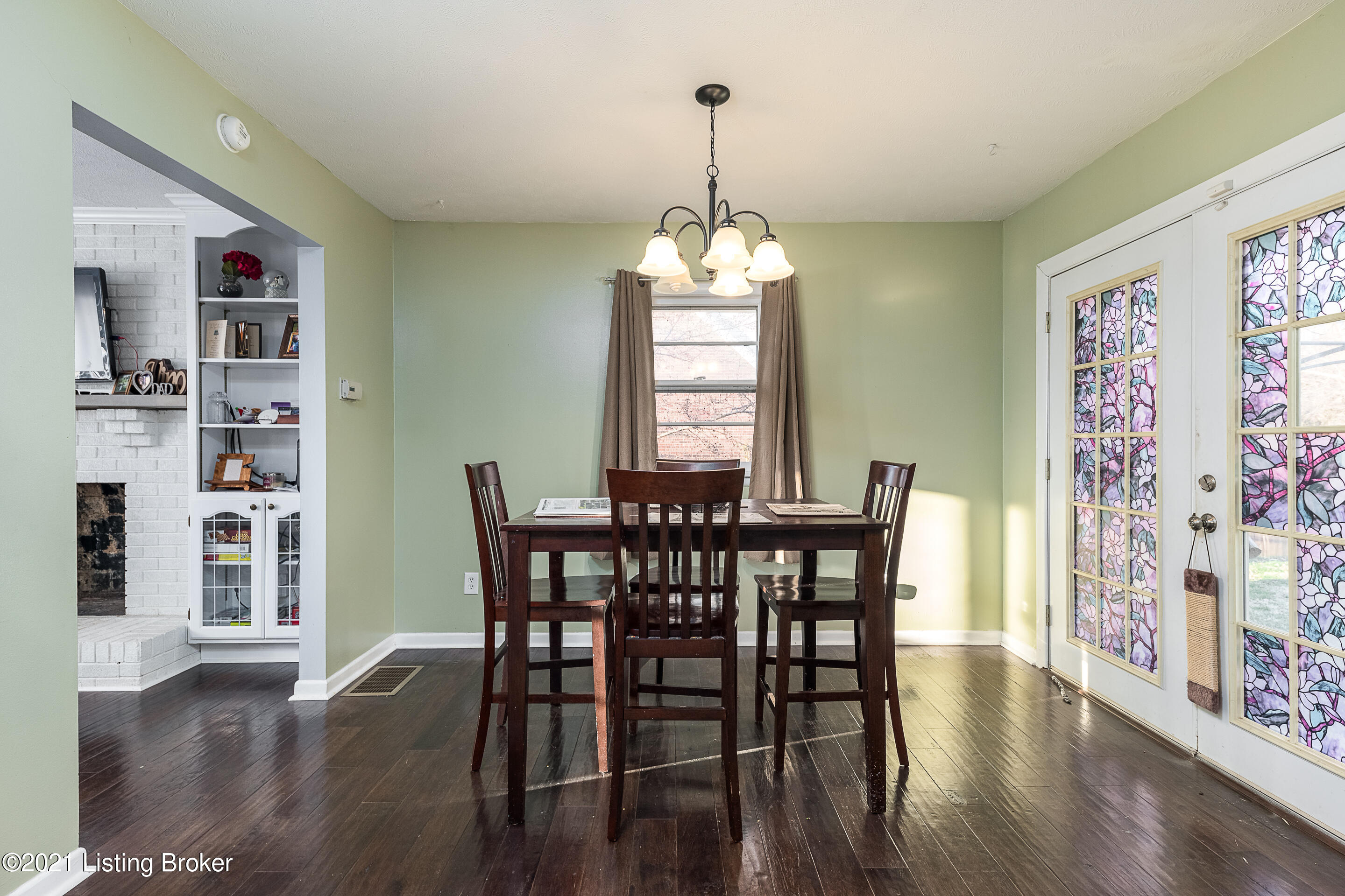 117 Buttercup Road Louisville, KY 40218 - Photo 8 of 27 Dining