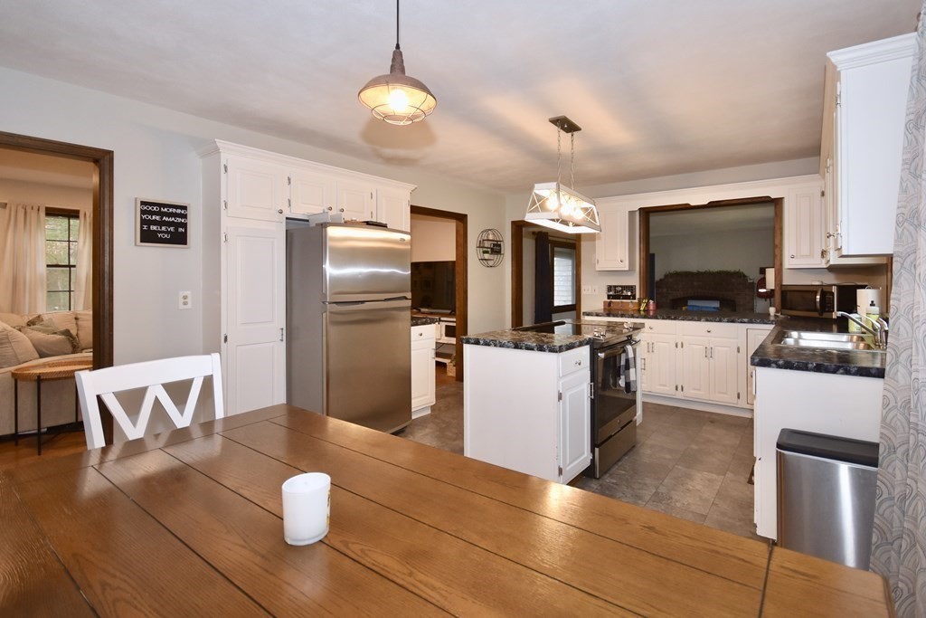 30 Crystal Spring Road Mattapoisett, MA 02739 - Photo 5 of 25 Gallery Image 5