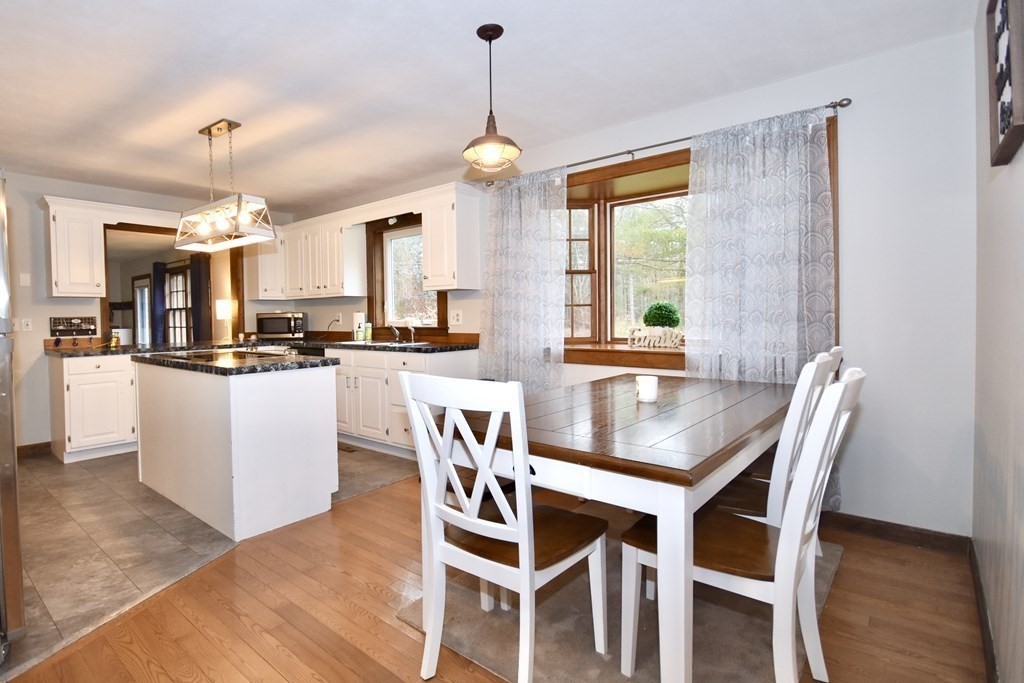 30 Crystal Spring Road Mattapoisett, MA 02739 - Photo 6 of 25 Gallery Image 6