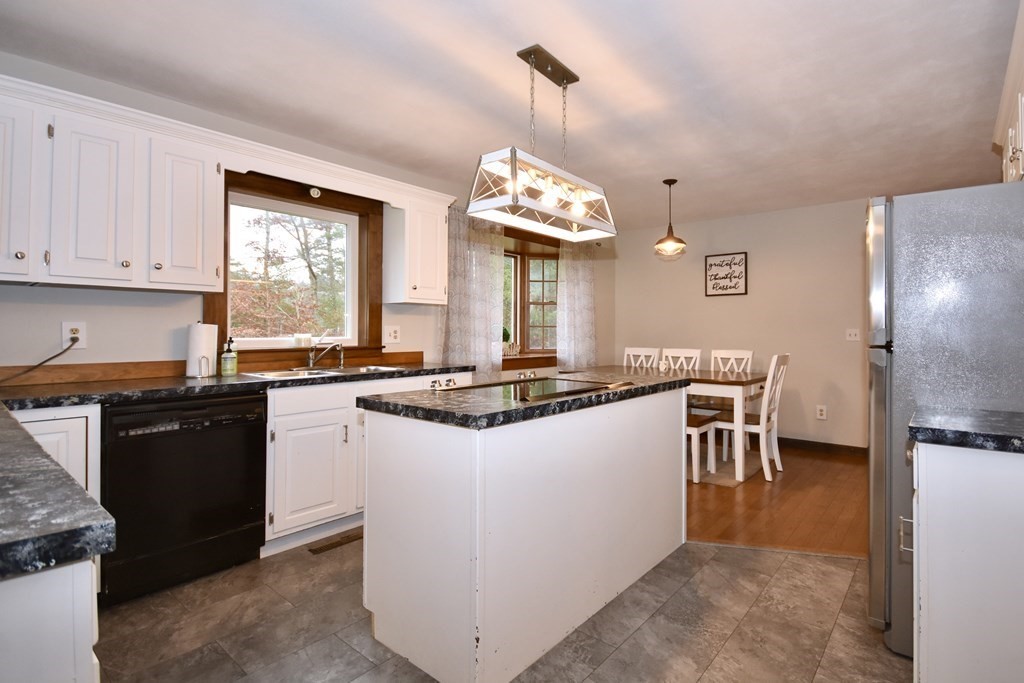 30 Crystal Spring Road Mattapoisett, MA 02739 - Photo 9 of 25 Gallery Image 9