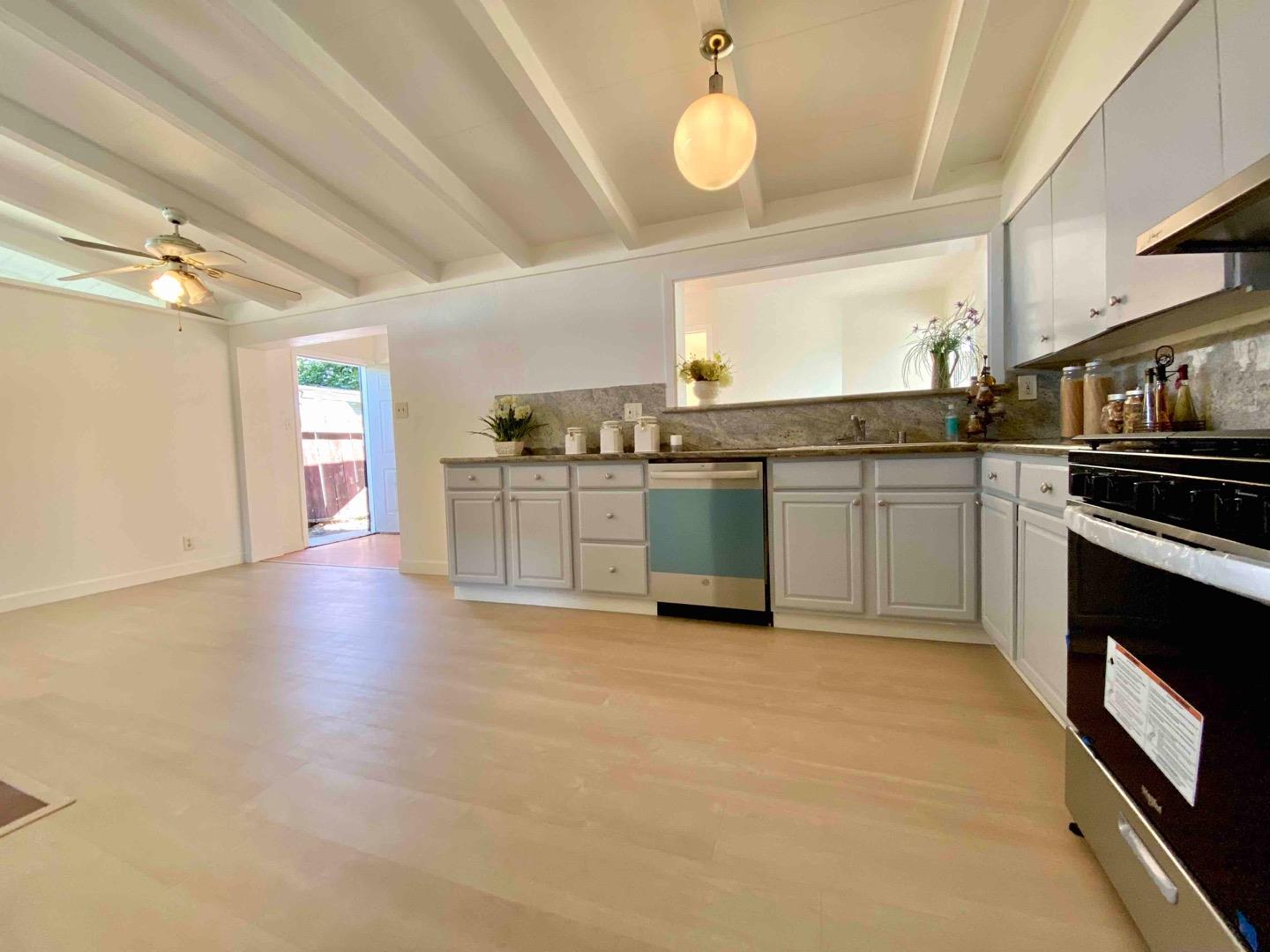27765 Decatur Way Hayward, CA 94545 - Photo 8 of 21 Gallery Image 8