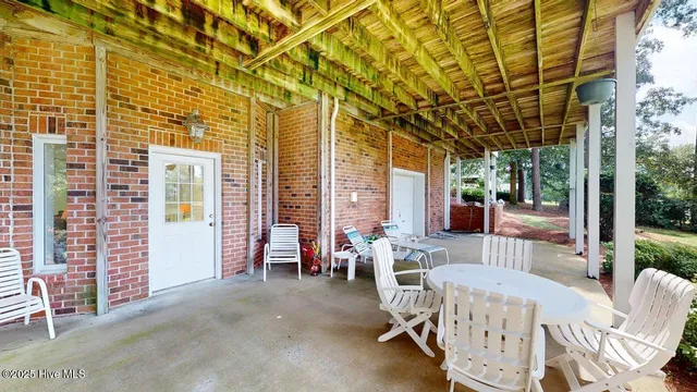 $1,190,000 | 421 Dogwood Trail, Goldsboro, NC 27534