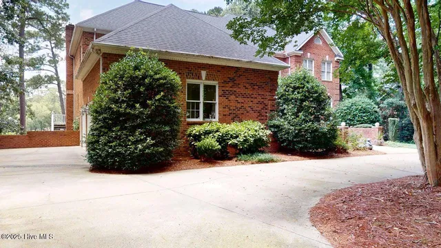 $1,190,000 | 421 Dogwood Trail, Goldsboro, NC 27534