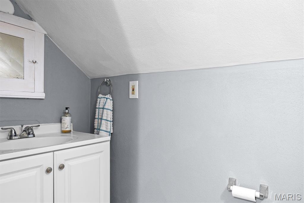 1801 East C Street Belleville, IL 62221 - Photo 22 of 40