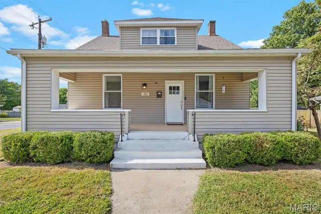 $200,000 | 1801 East C Street, Belleville, IL 62221