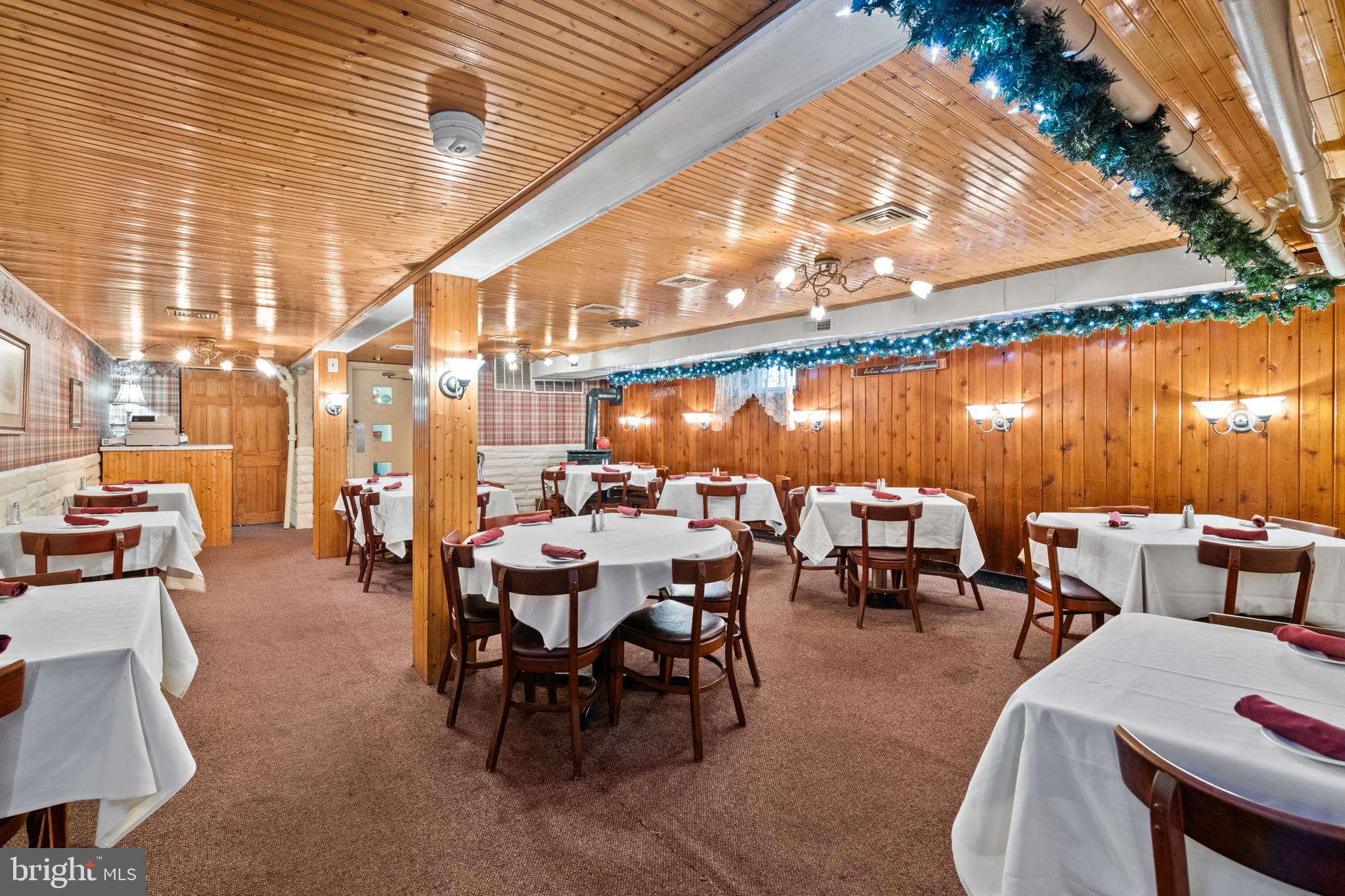 2201 Perkiomen Avenue Reading, PA 19606 - Photo 20 of 52