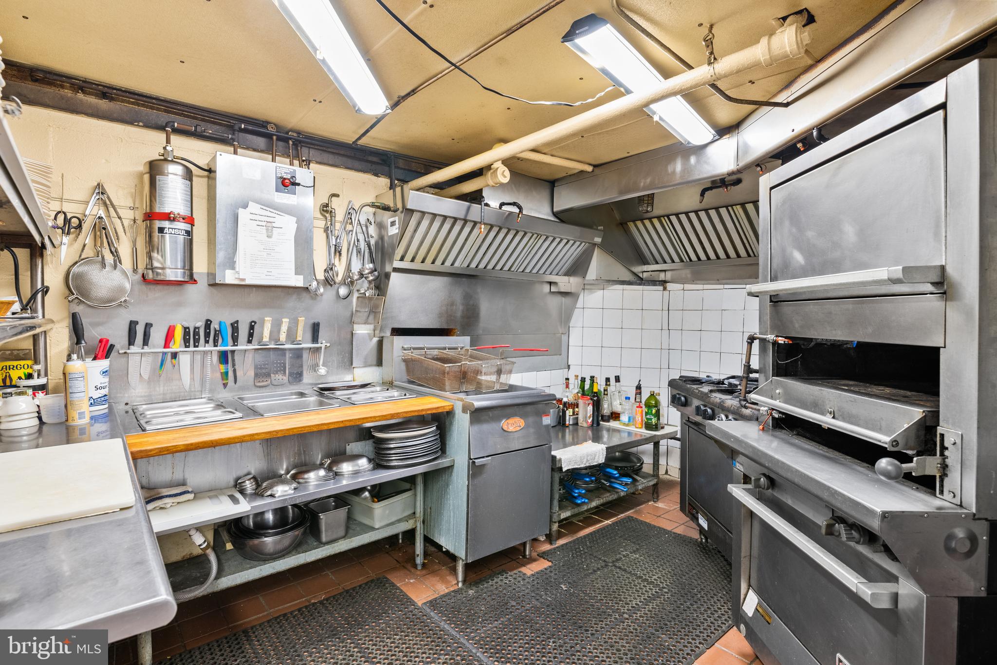 2201 Perkiomen Avenue Reading, PA 19606 - Photo 26 of 52