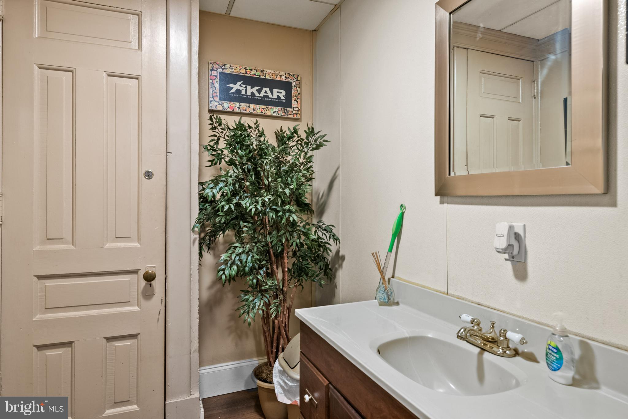 2201 Perkiomen Avenue Reading, PA 19606 - Photo 35 of 52