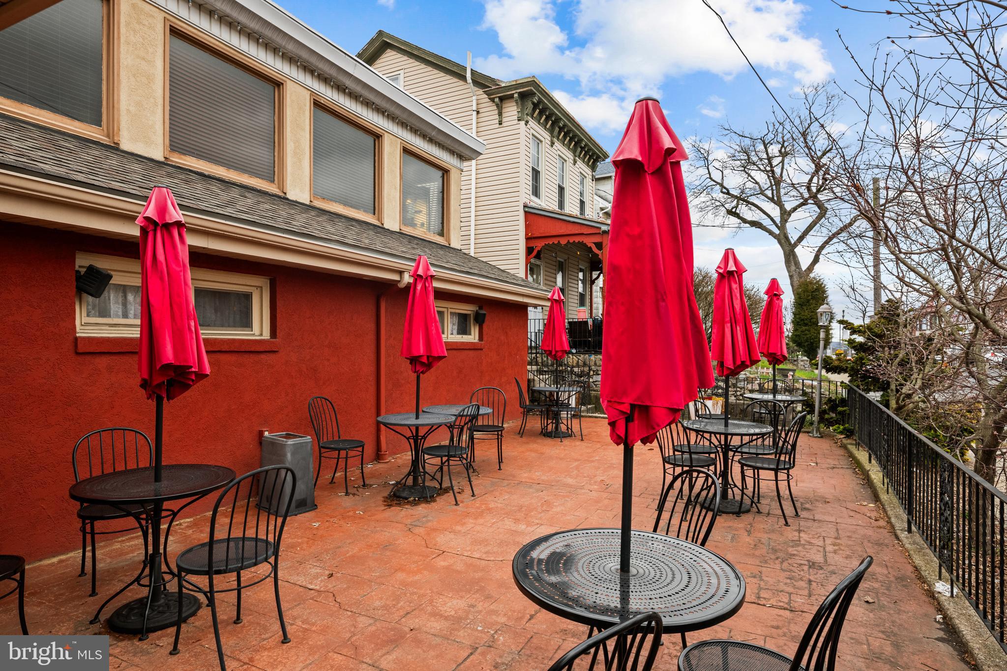 2201 Perkiomen Avenue Reading, PA 19606 - Photo 5 of 52