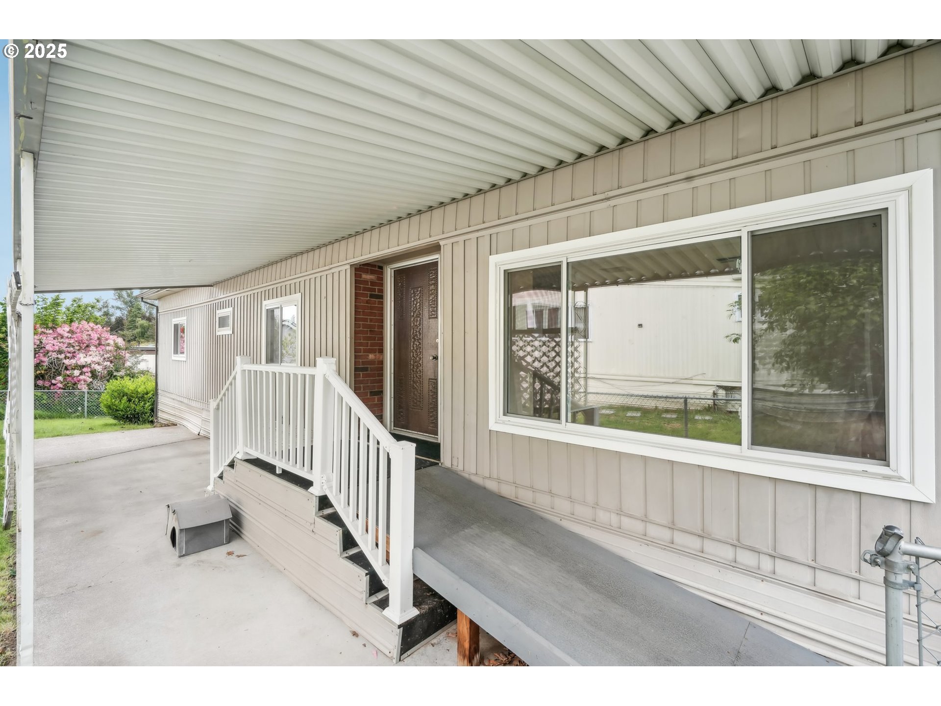2905 Southeast Palmquist Road, Unit 47 Gresham, OR 97080 - Photo 2 of 37 Gallery Image 2