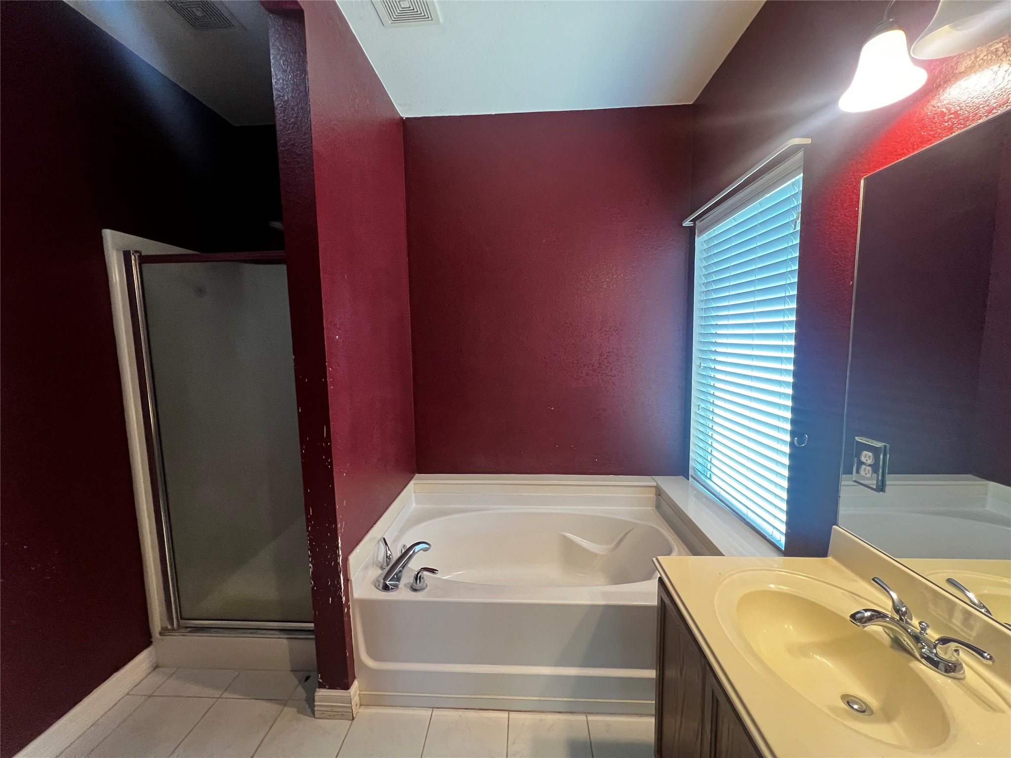 170 Rose Mayer Loop La Grange, TX 78945 - Photo 5 of 19 a bathroom with a sink and a bathtub