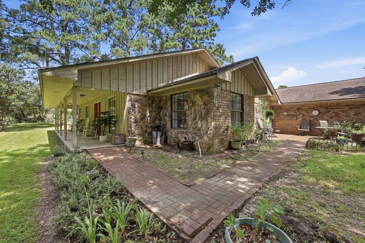 5354 Michell Road Orange, TX 77630 - Photo 3 of 44