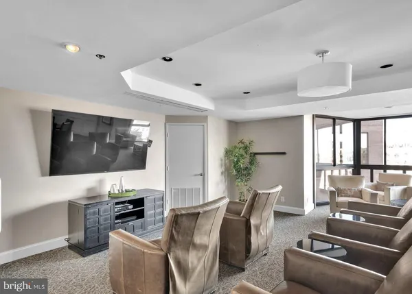 $2,299 | 900 North Stafford Street, Unit 1901, Arlington, VA 22203