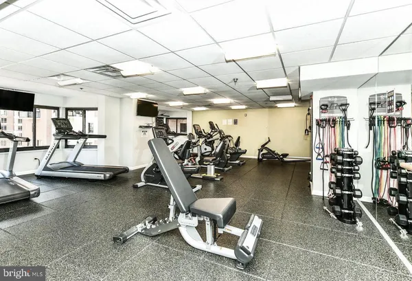 $2,299 | 900 North Stafford Street, Unit 1901, Arlington, VA 22203