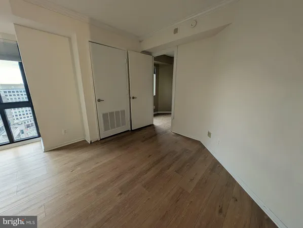 $2,299 | 900 North Stafford Street, Unit 1901, Arlington, VA 22203