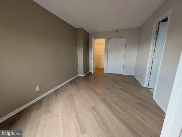 $2,299 | 900 North Stafford Street, Unit 1901, Arlington, VA 22203