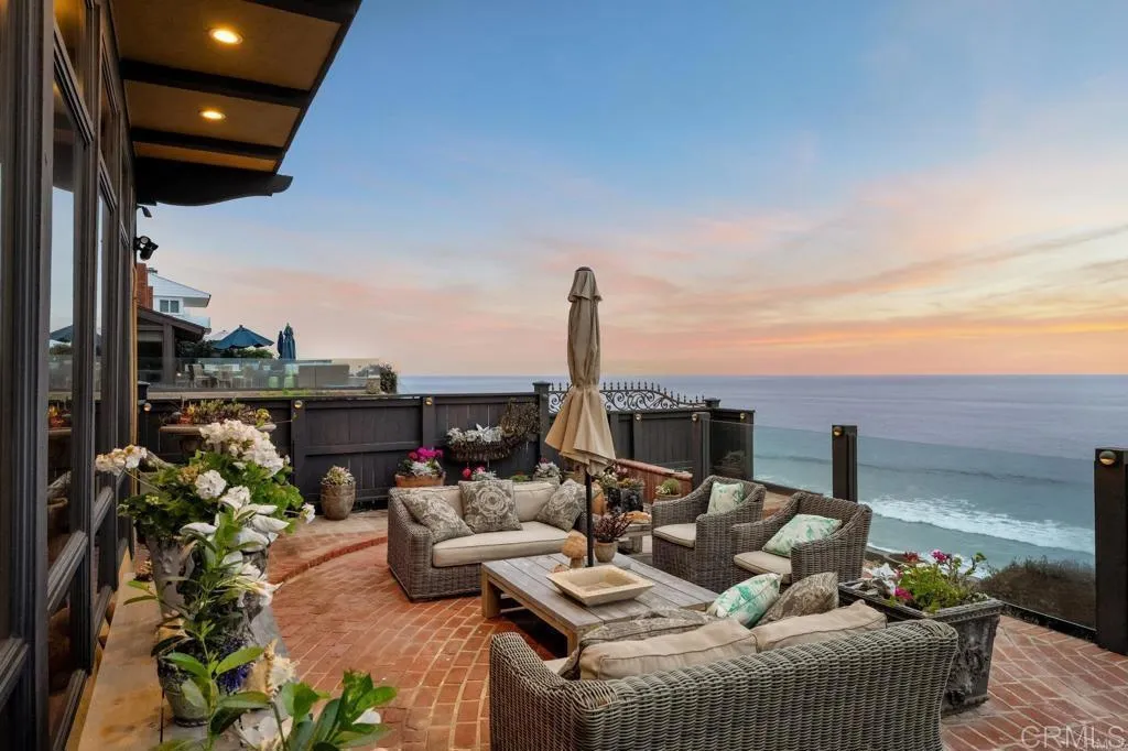 200 Neptune Avenue Encinitas, CA 92024 - Photo 5 of 33 a terrace with outdoor seating and city view
