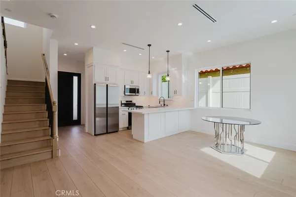 $3,500 | 6327 Ranchito Avenue, Van Nuys, CA 91401