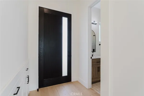 $3,500 | 6327 Ranchito Avenue, Van Nuys, CA 91401